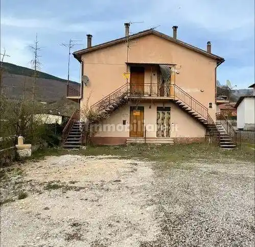 Appartamento in vendita a Norcia