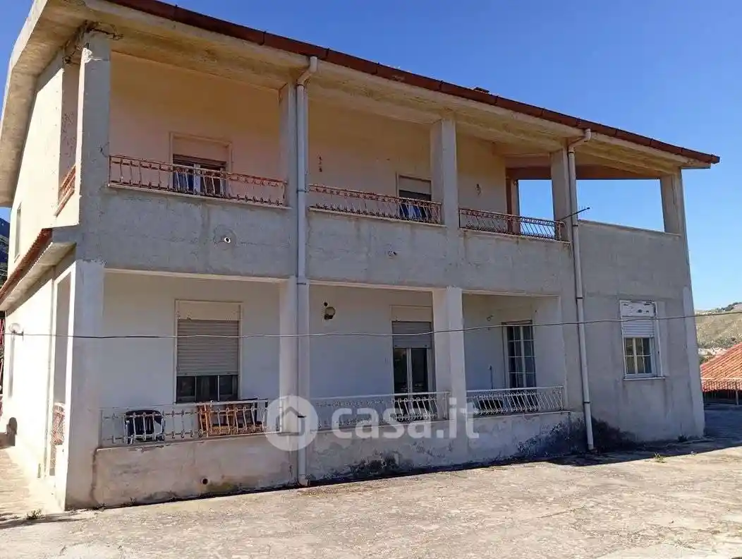 Appartamento in vendita a Monreale