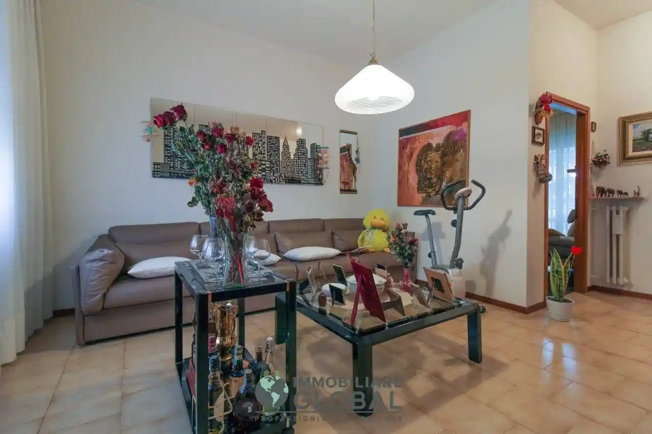 Villa in vendita a Reggio Emilia