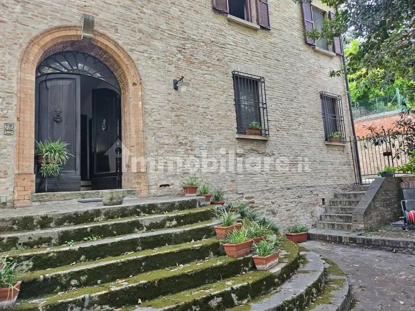 Villa unifamiliare, buono stato, 520 m², Colle di Covignano, Rimini - foto 2