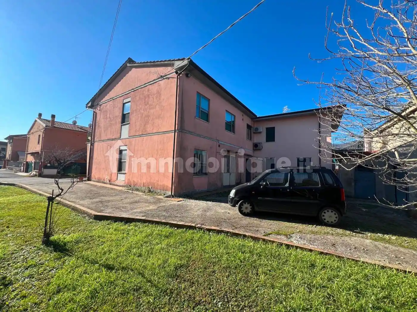 Villa in vendita a Bientina