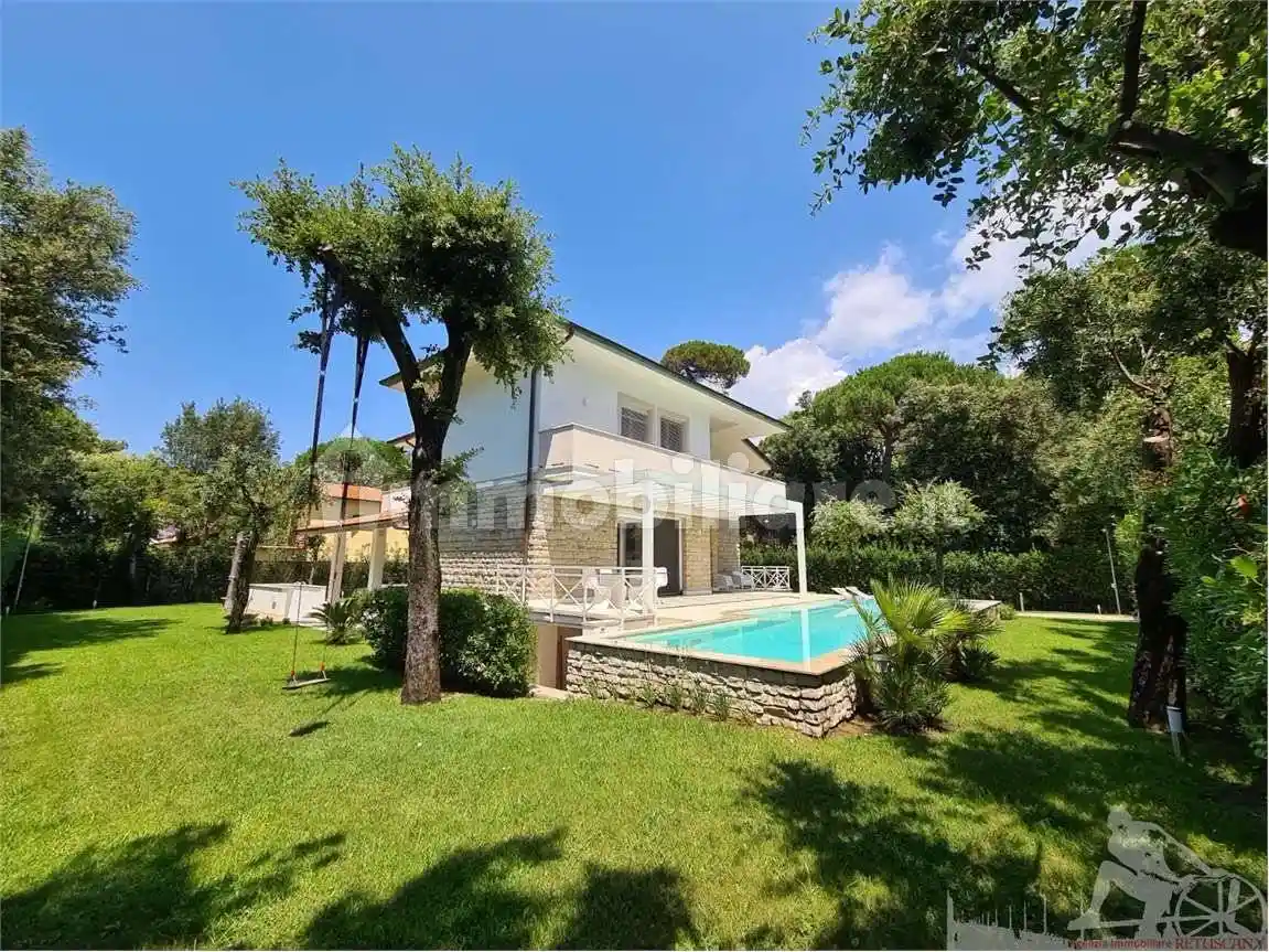 Villa in affitto a Forte dei Marmi