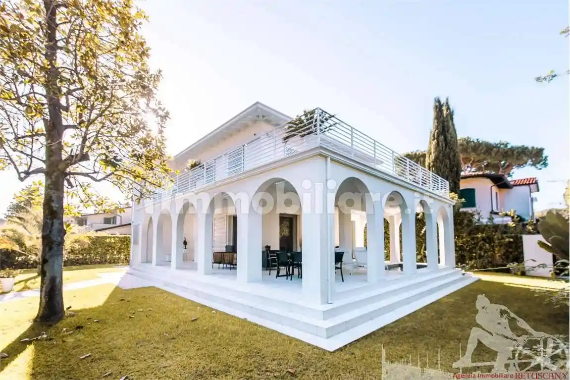 Villa in affitto a Forte dei Marmi