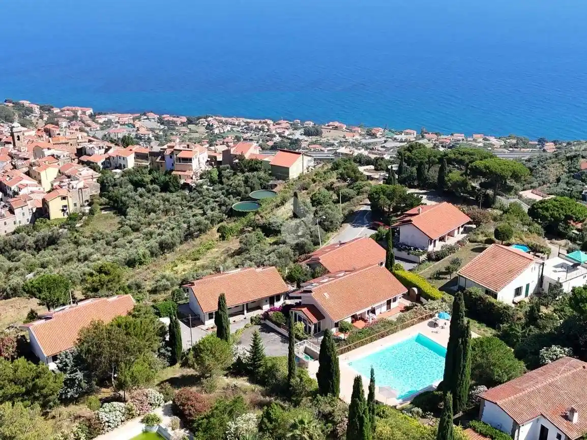 Villetta a schiera in vendita a Costarainera