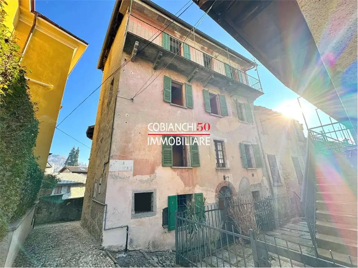 Casa indipendente in vendita a Premeno