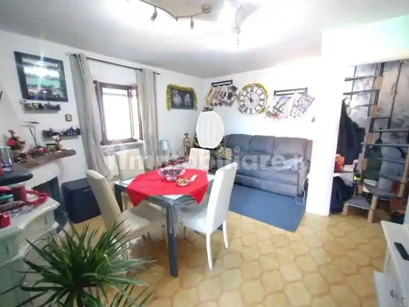 Terratetto unifamiliare via Oriente , 114, Santa Maria D'Oriente, Tagliacozzo - foto 4