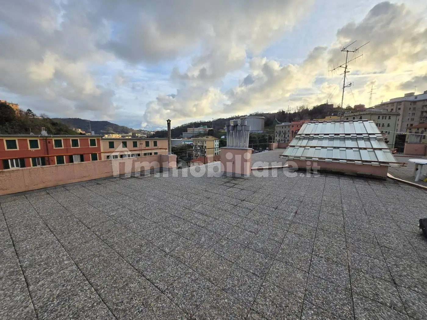 Appartamento in vendita a Genova