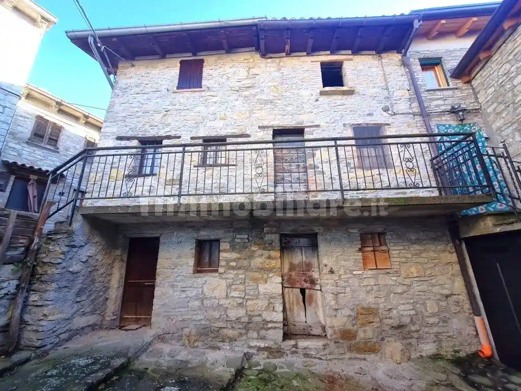 Casa colonica frazione Grazzi 113, Grazzi, Romagnese - foto 4