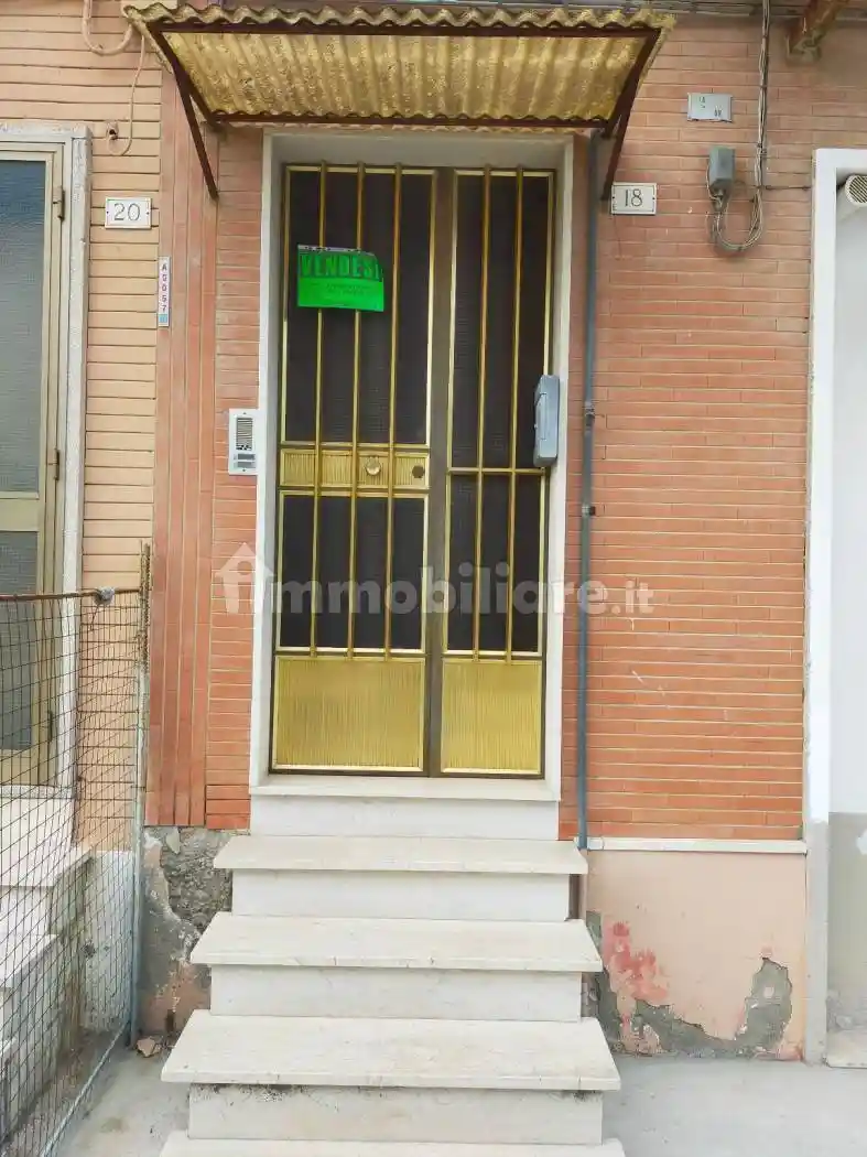 Villetta a schiera in vendita a Deliceto