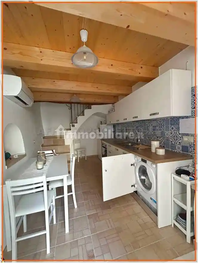 Casa indipendente in affitto a Formia