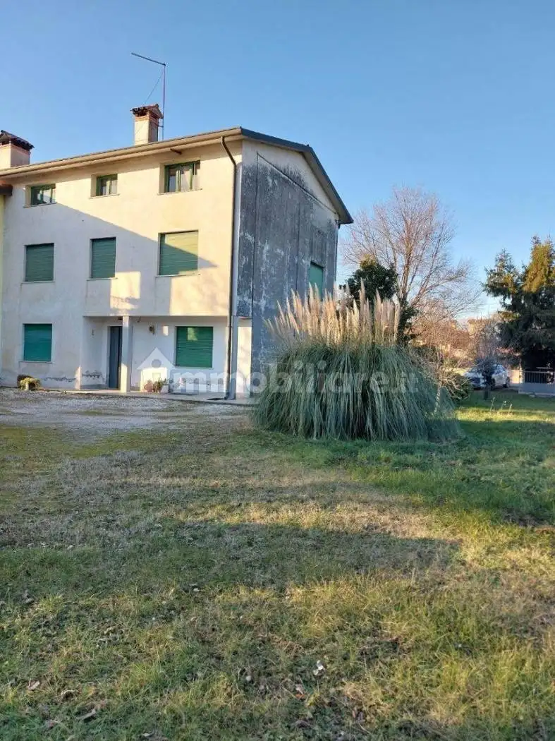 Villa bifamiliare piazza Guglielmo Marconi, Centro, Altivole - foto 2