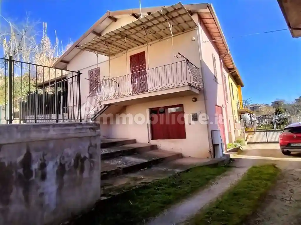 Villa in vendita a Cave