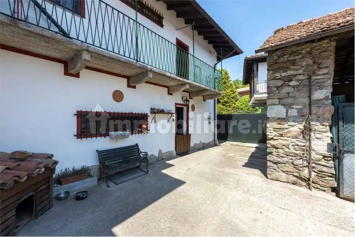 Casa indipendente in vendita a Gignese