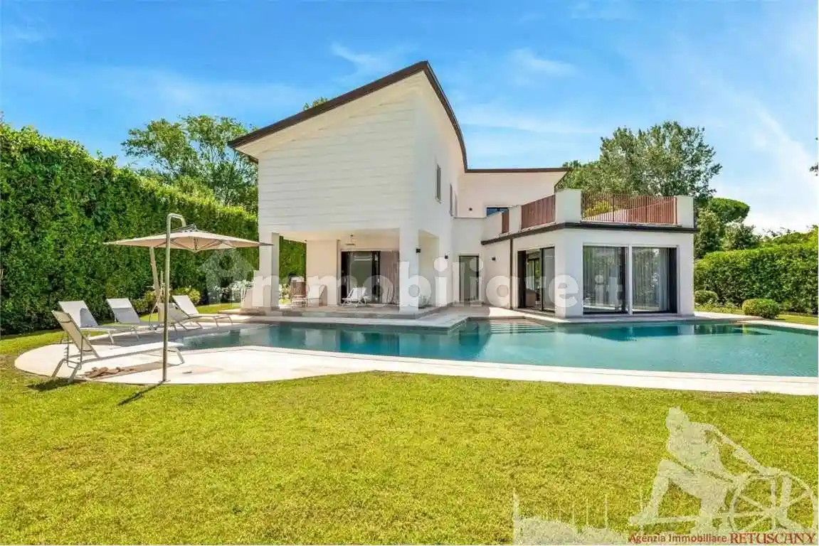Villa in affitto a Forte dei Marmi