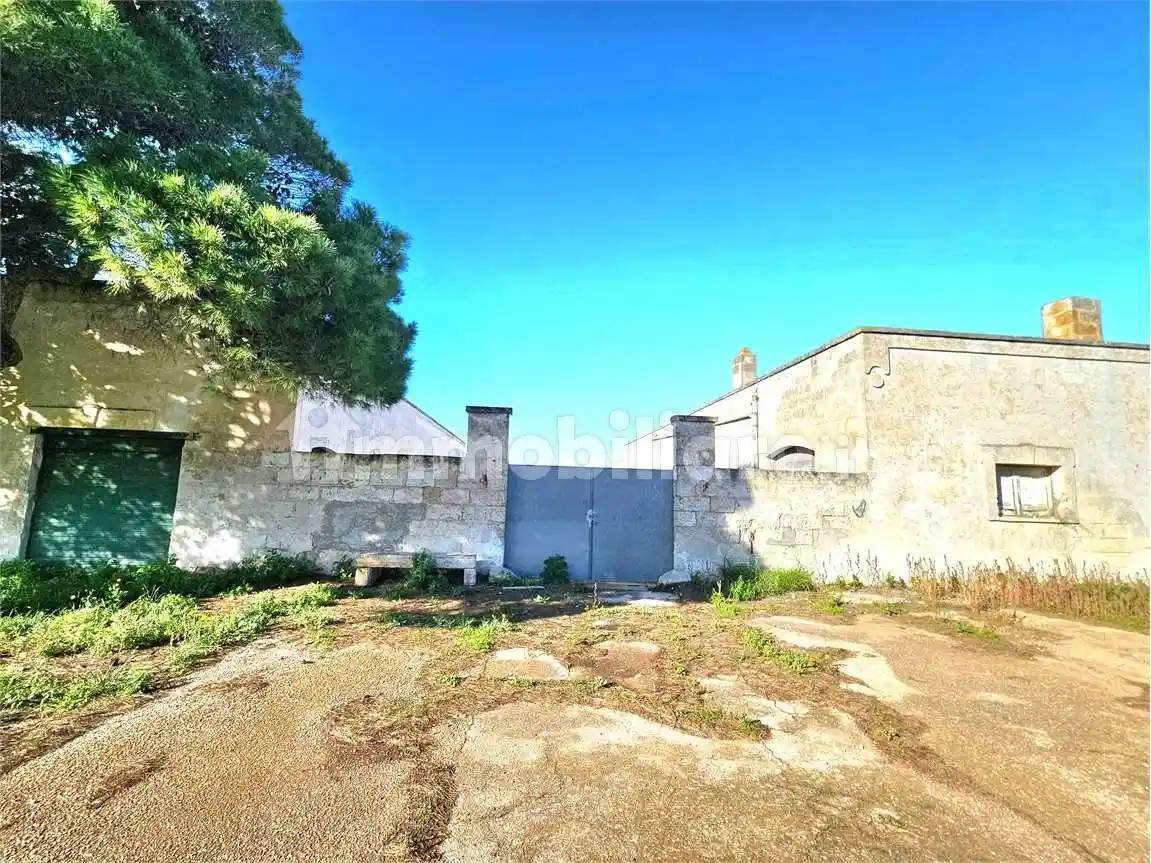 Rustico - Casale in vendita a Carovigno