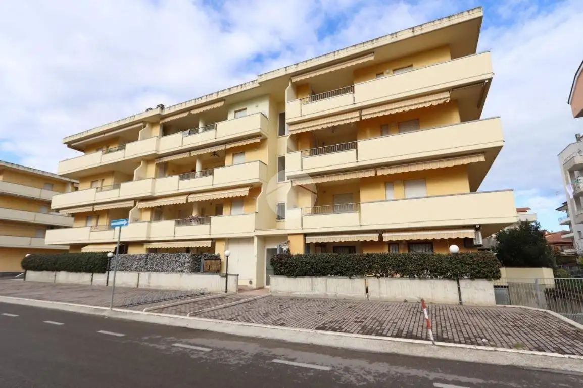 Appartamento in vendita a Alba Adriatica