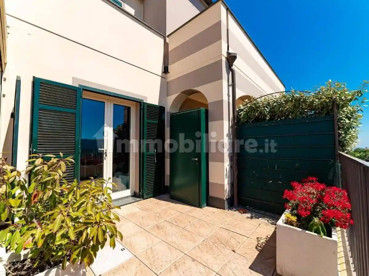 Appartamento in vendita a Civezza