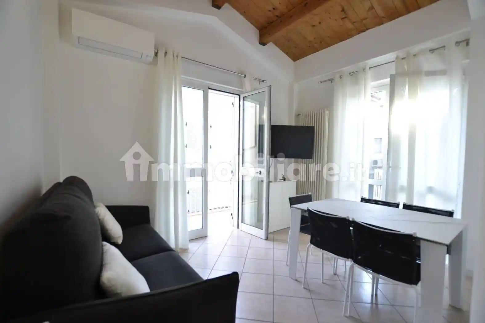 Appartamento in affitto a Riccione