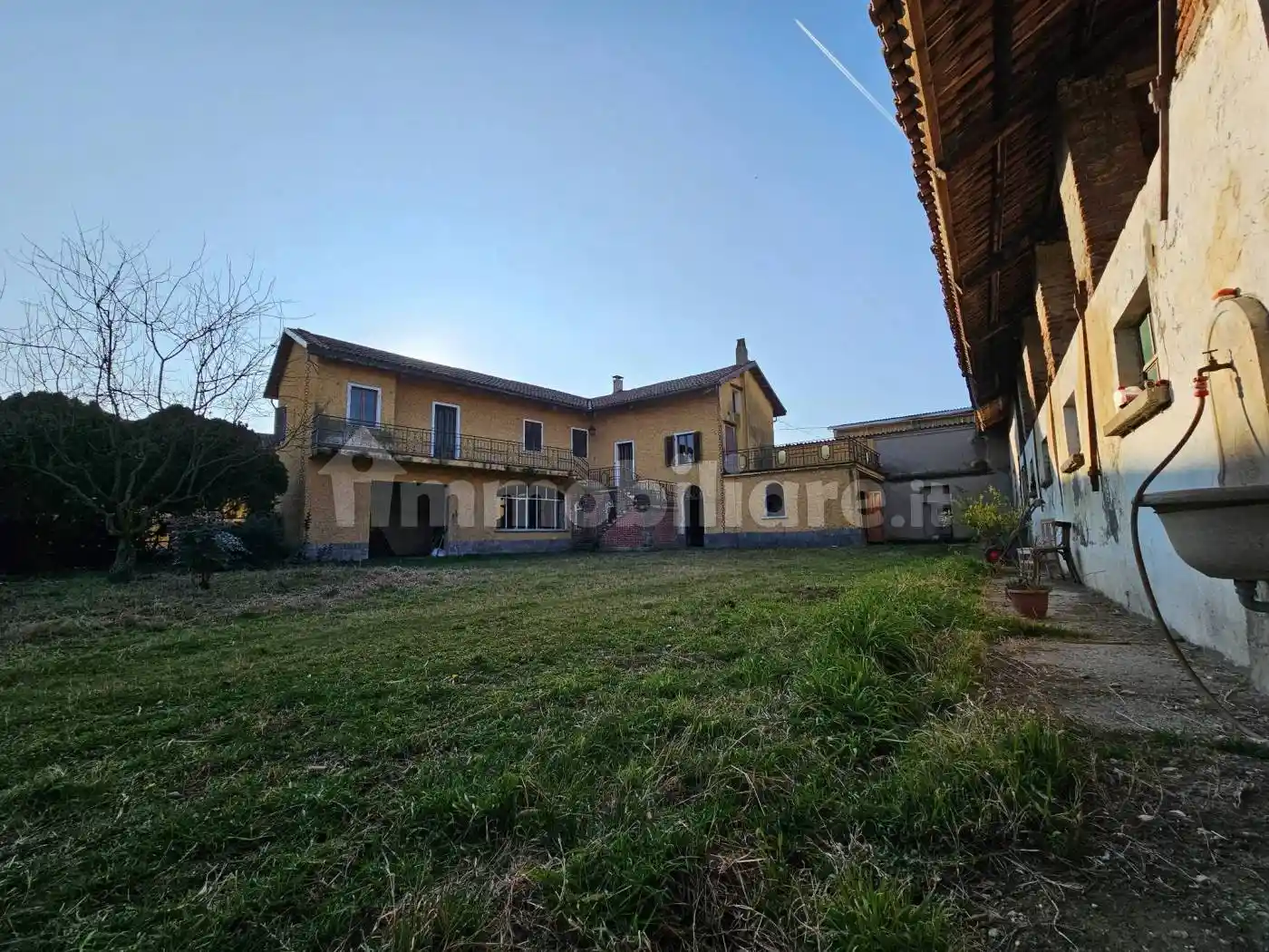 Rustico - Casale in vendita a Leinì