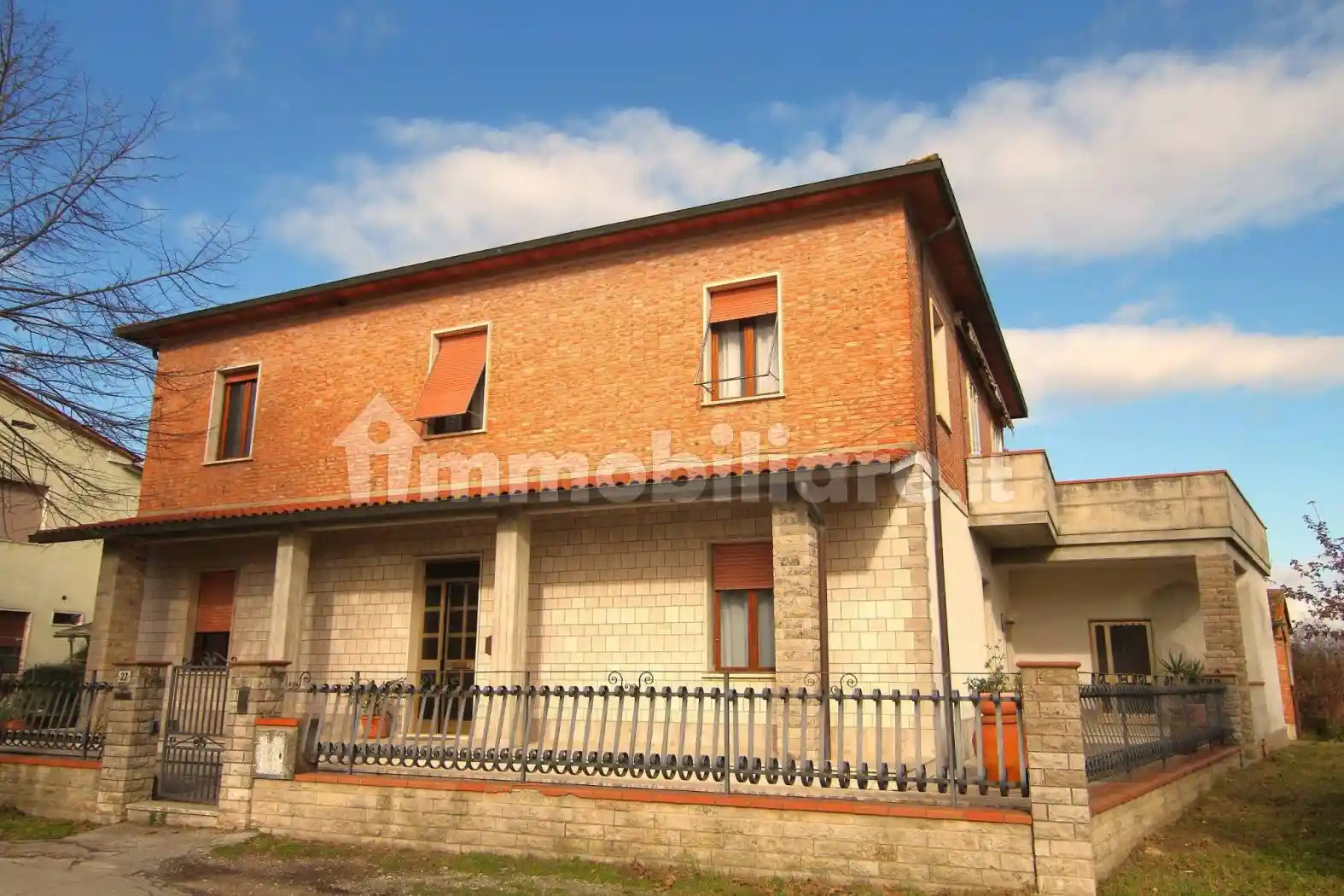 Villa in vendita a Asciano