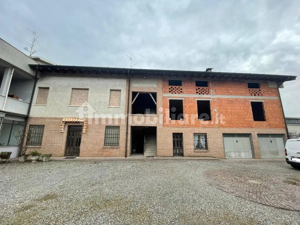 Casa indipendente in vendita a Corzano