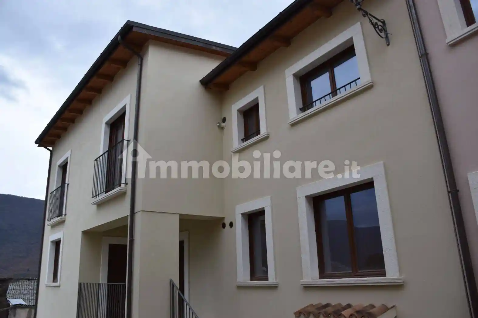 Casa indipendente in vendita a Fagnano Alto