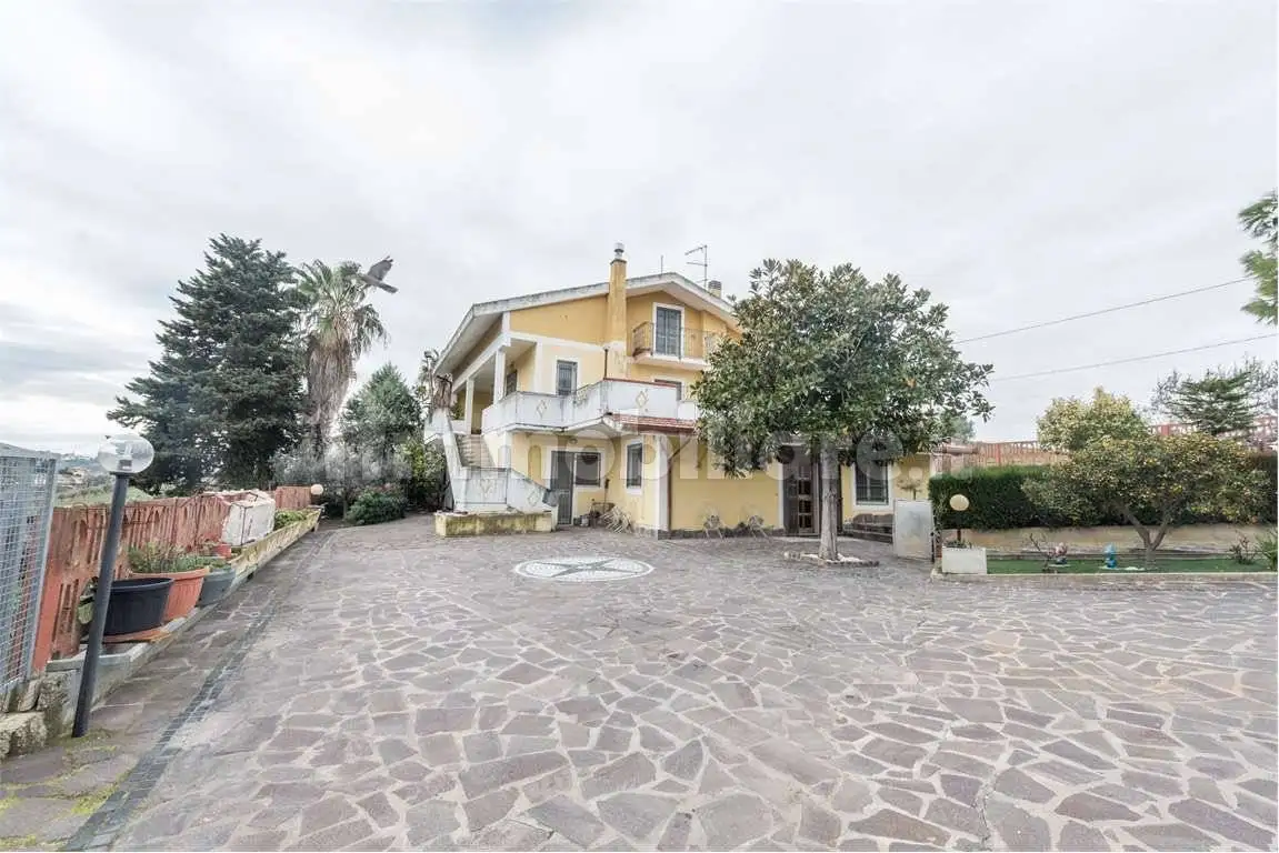 Villa in vendita a Montesilvano