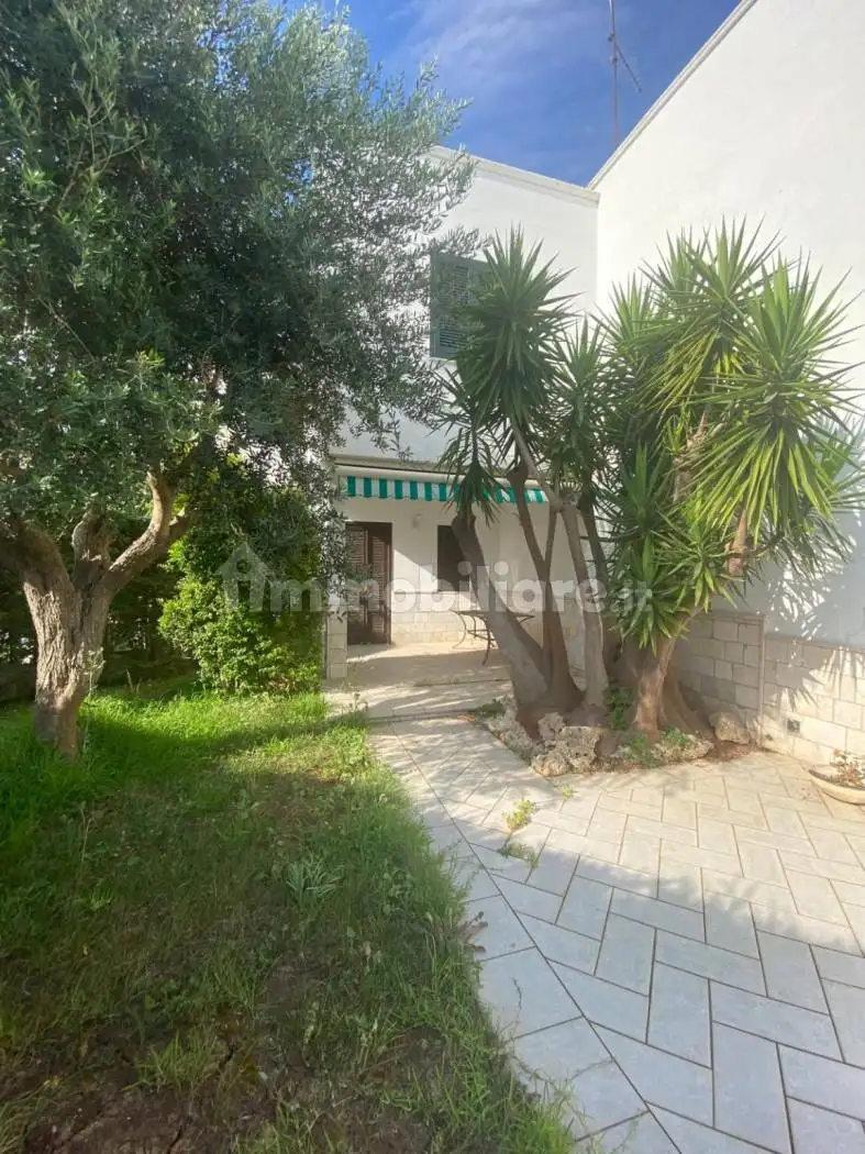 Villetta a schiera in affitto a Carovigno