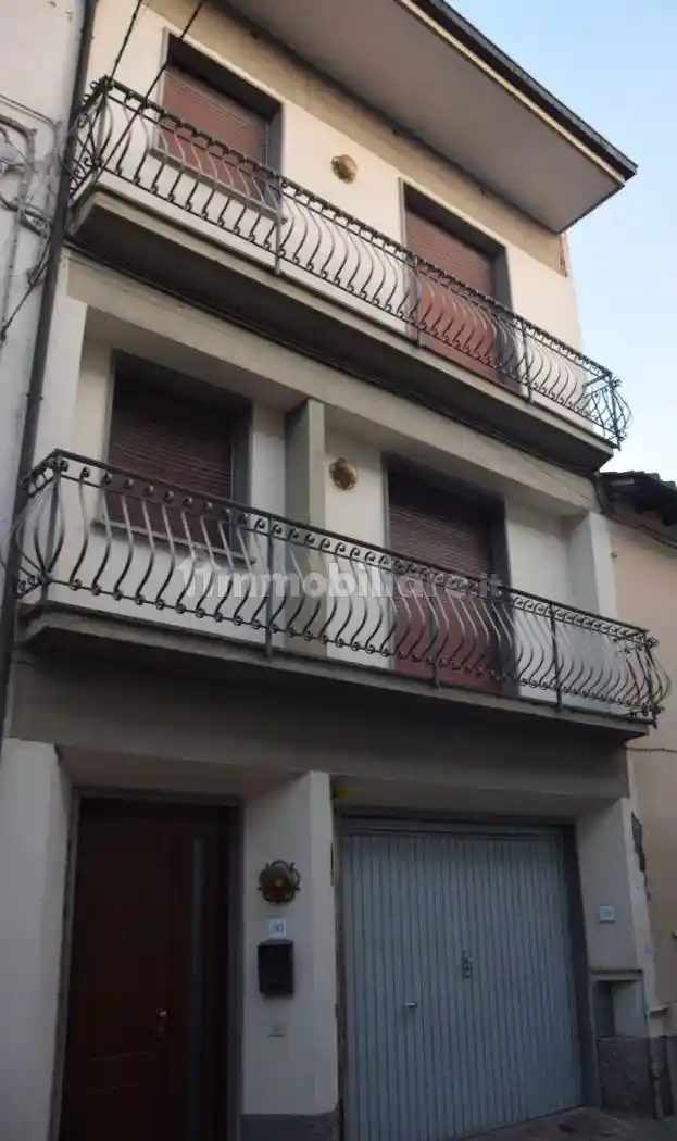 Casa indipendente in vendita a Ponte Buggianese