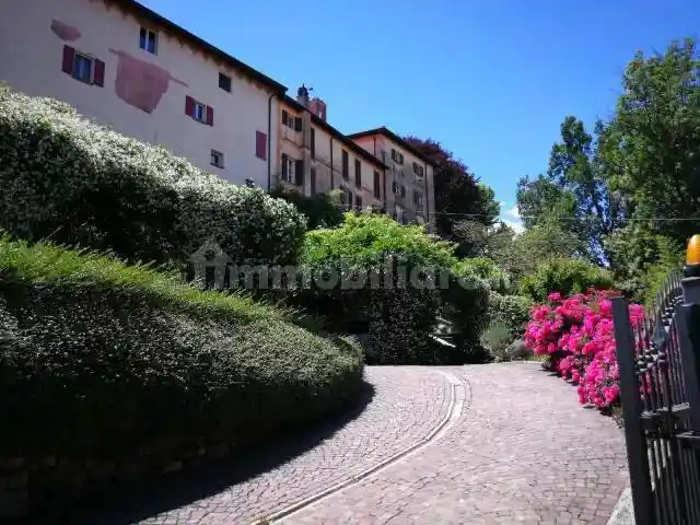 Casa indipendente in vendita a Gattico-Veruno