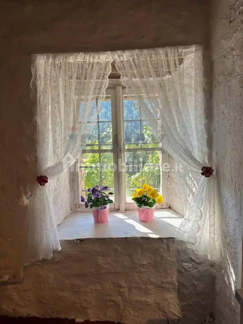 Casa indipendente in vendita a Pescaglia