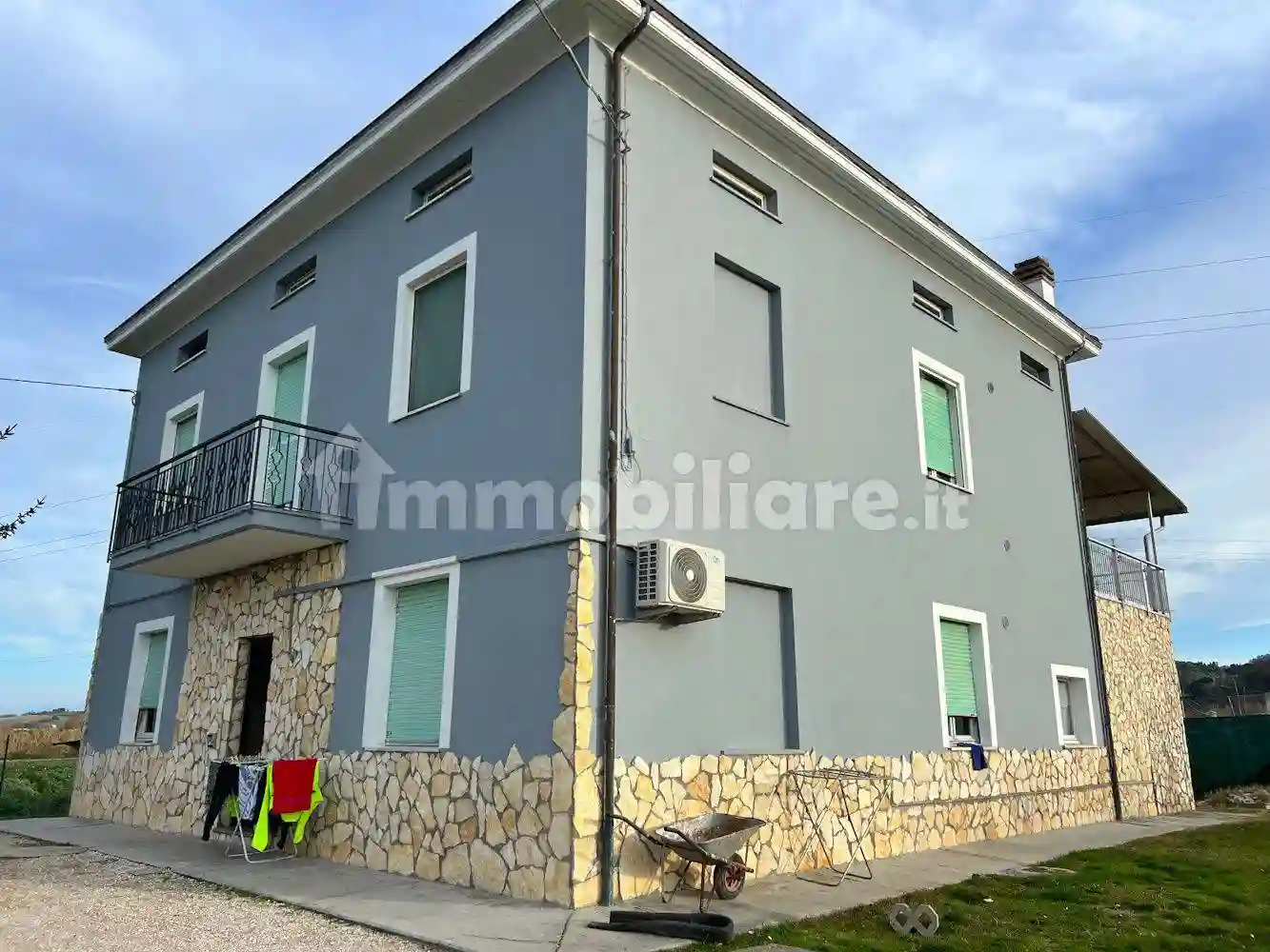 Villa - foto 2