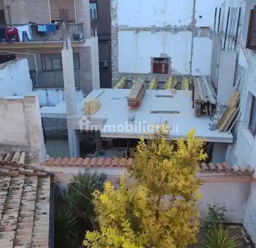 Villa in vendita a Tolentino