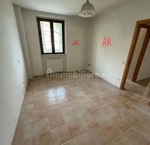 Trilocale piazza Xxiv Maggio 10, Centro, Caldarola - foto 5