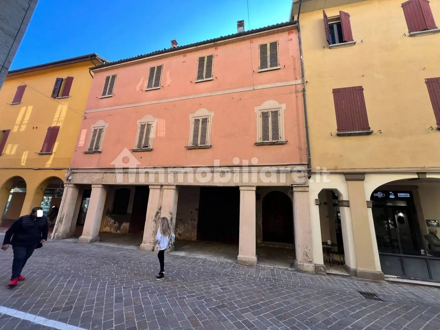 Palazzo - Edificio in vendita a Budrio