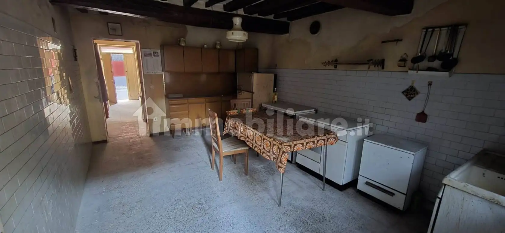 Terratetto unifamiliare 131 m², da ristrutturare, Centro, Commessaggio - foto 3