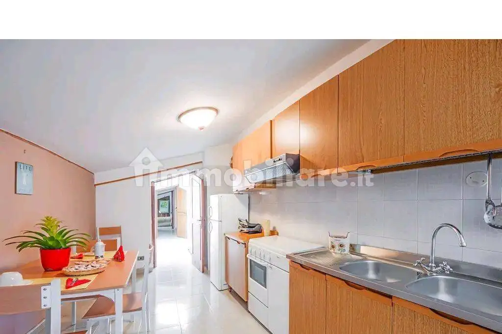 Trilocale corso Umberto I 99, Castelvetere sul Calore - foto 5