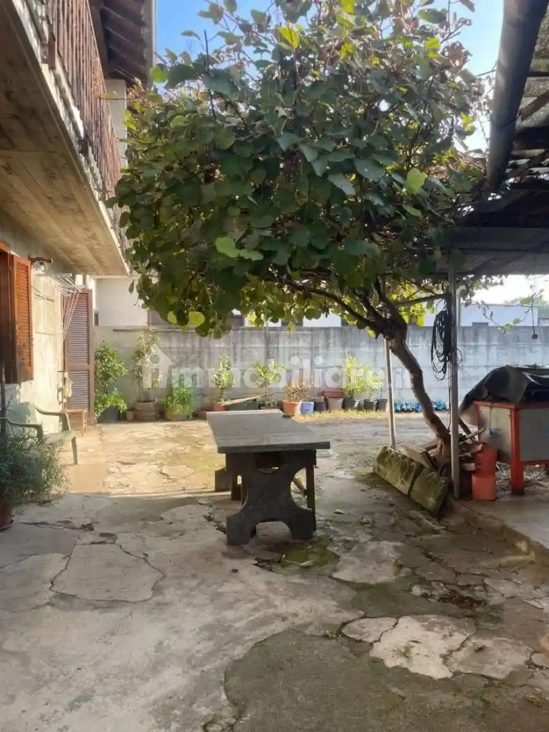 Appartamento in vendita a Lonate Pozzolo