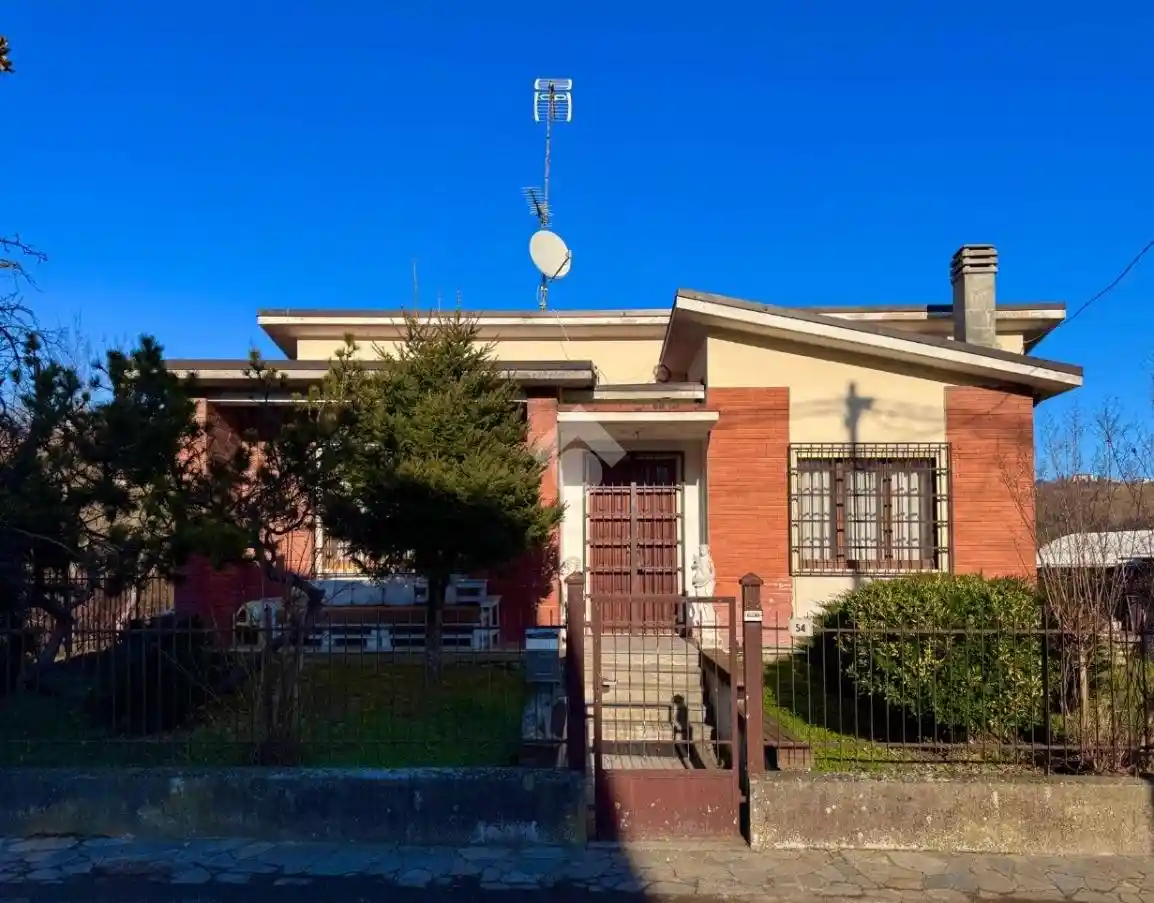 Villa in vendita a Pietra de' Giorgi