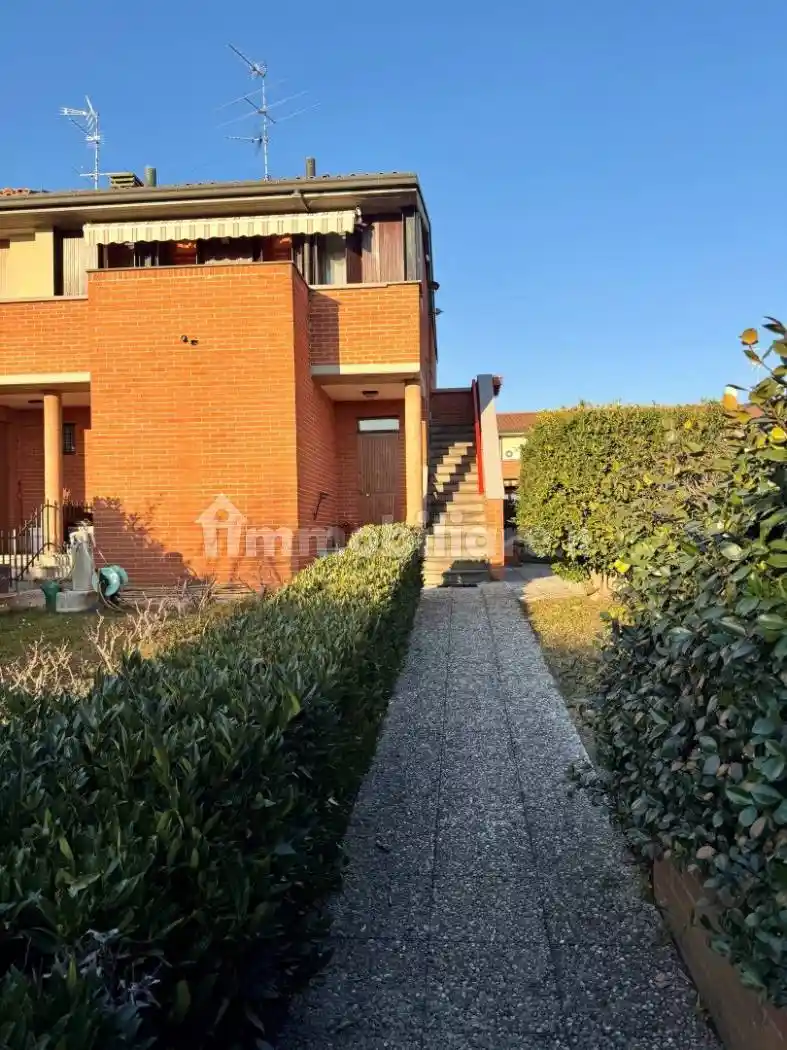Appartamento in affitto a Rodengo Saiano