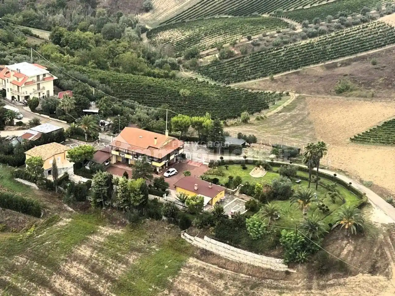 Villa in vendita a Monsampolo del Tronto