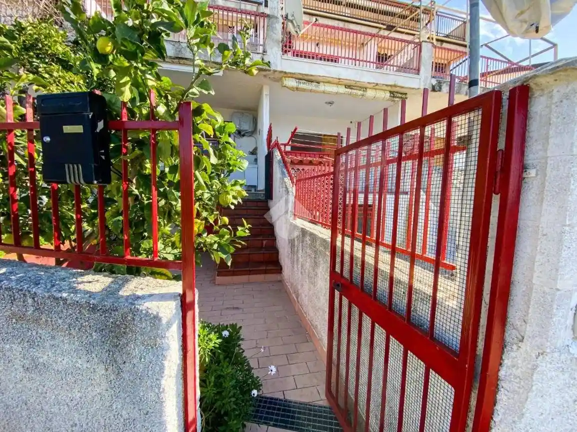 Trilocale via Paradiso, Torremezzo Di Falconara, Falconara Albanese - foto 2