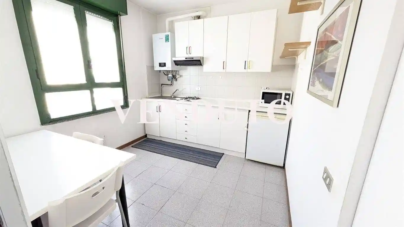 Appartamento in vendita a Erba