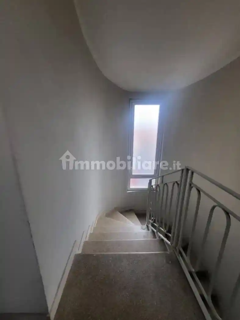 Trilocale buono stato, primo piano, Vighizzolo, Cascina Varenna, Cantù - foto 3