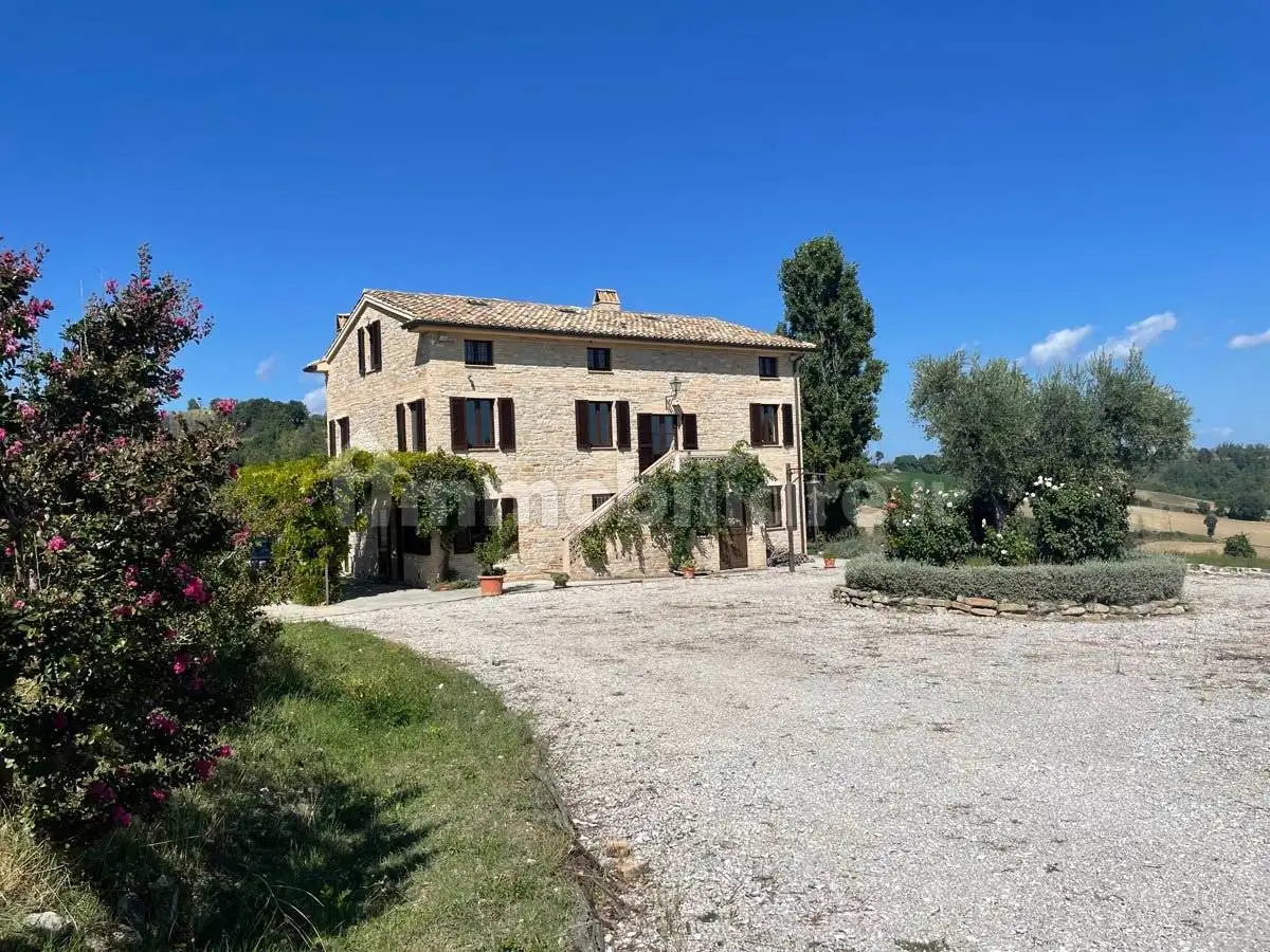 Rustico - Casale in vendita a Montelparo