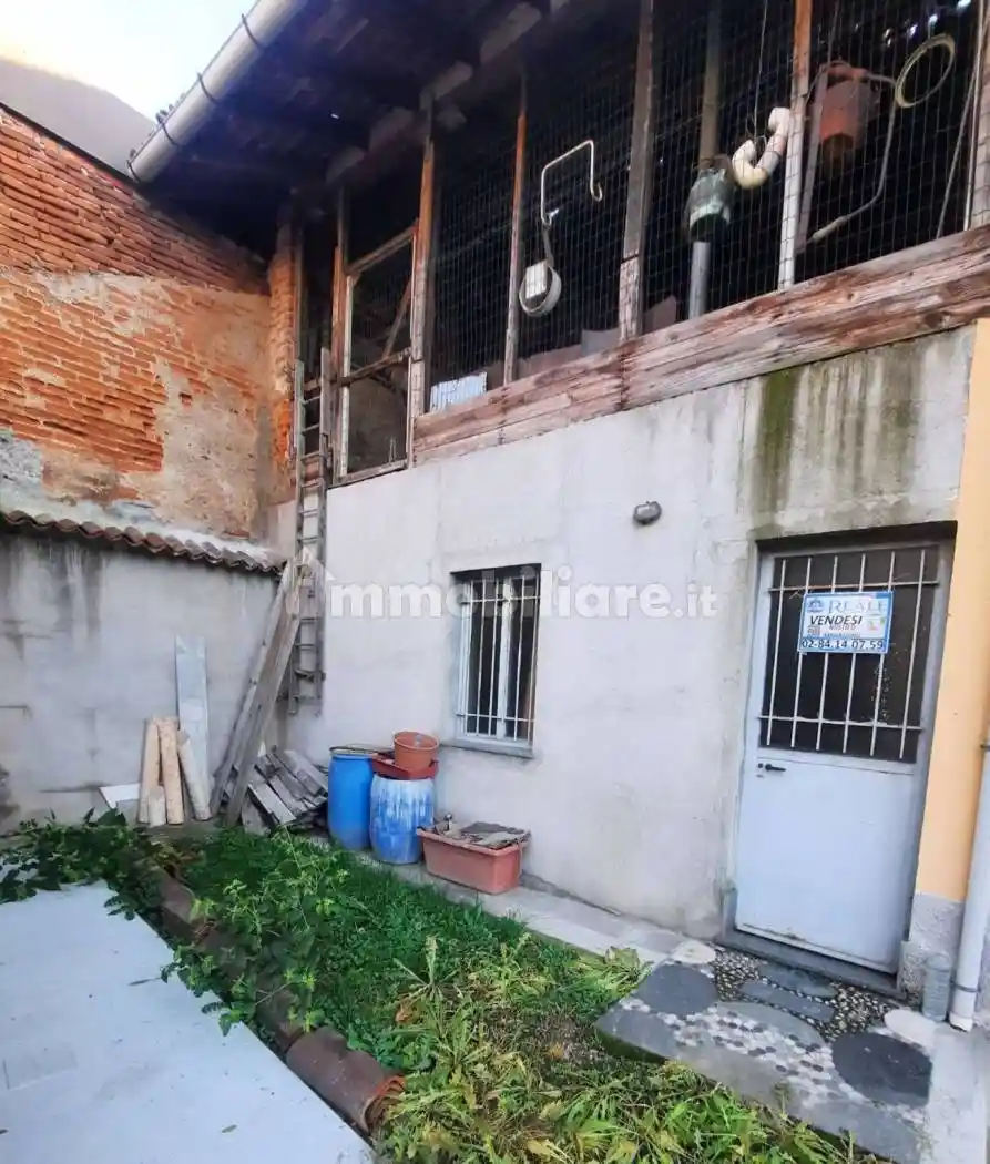 Rustico - Casale in vendita a Cuggiono