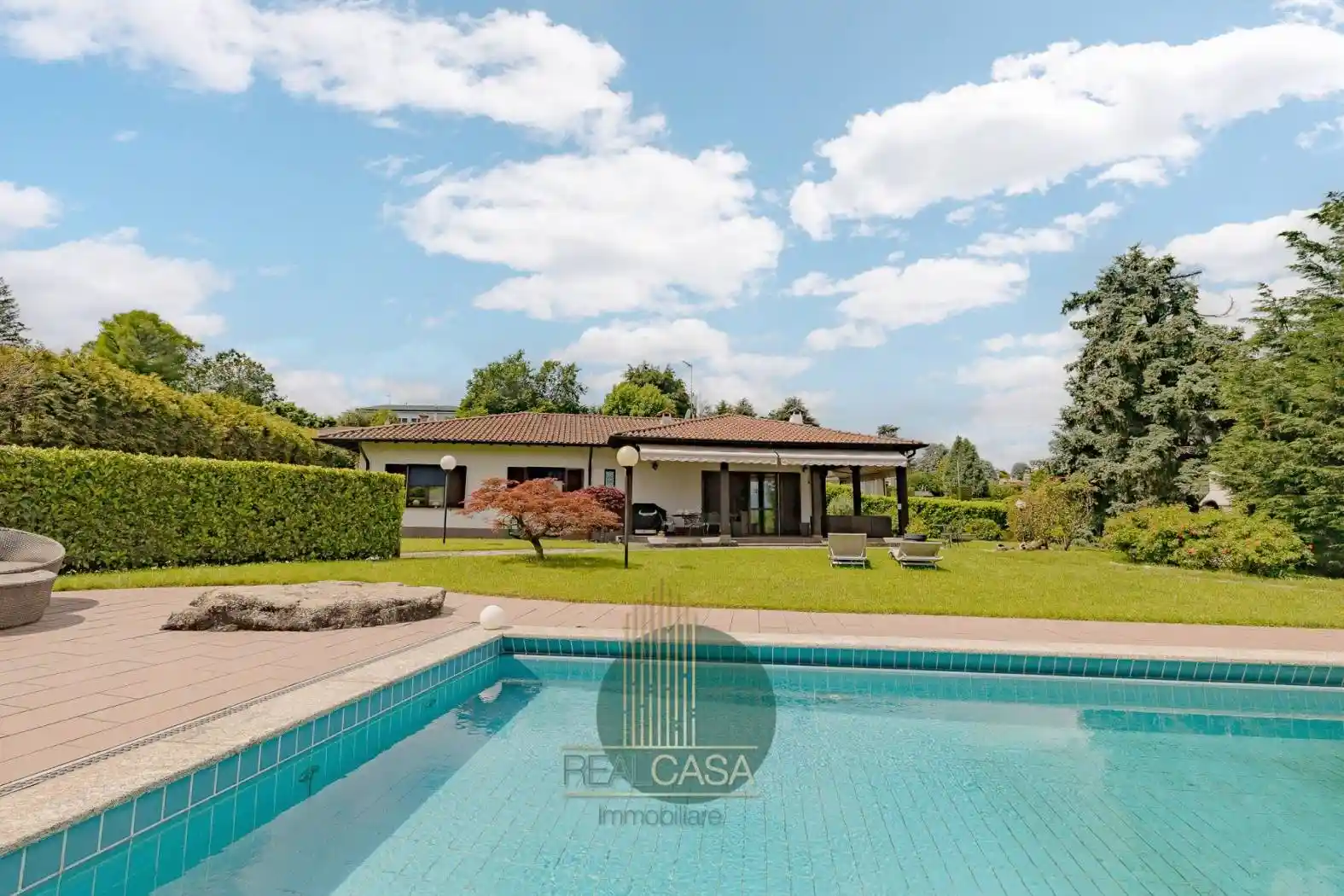 Villa in vendita a Anzano del Parco