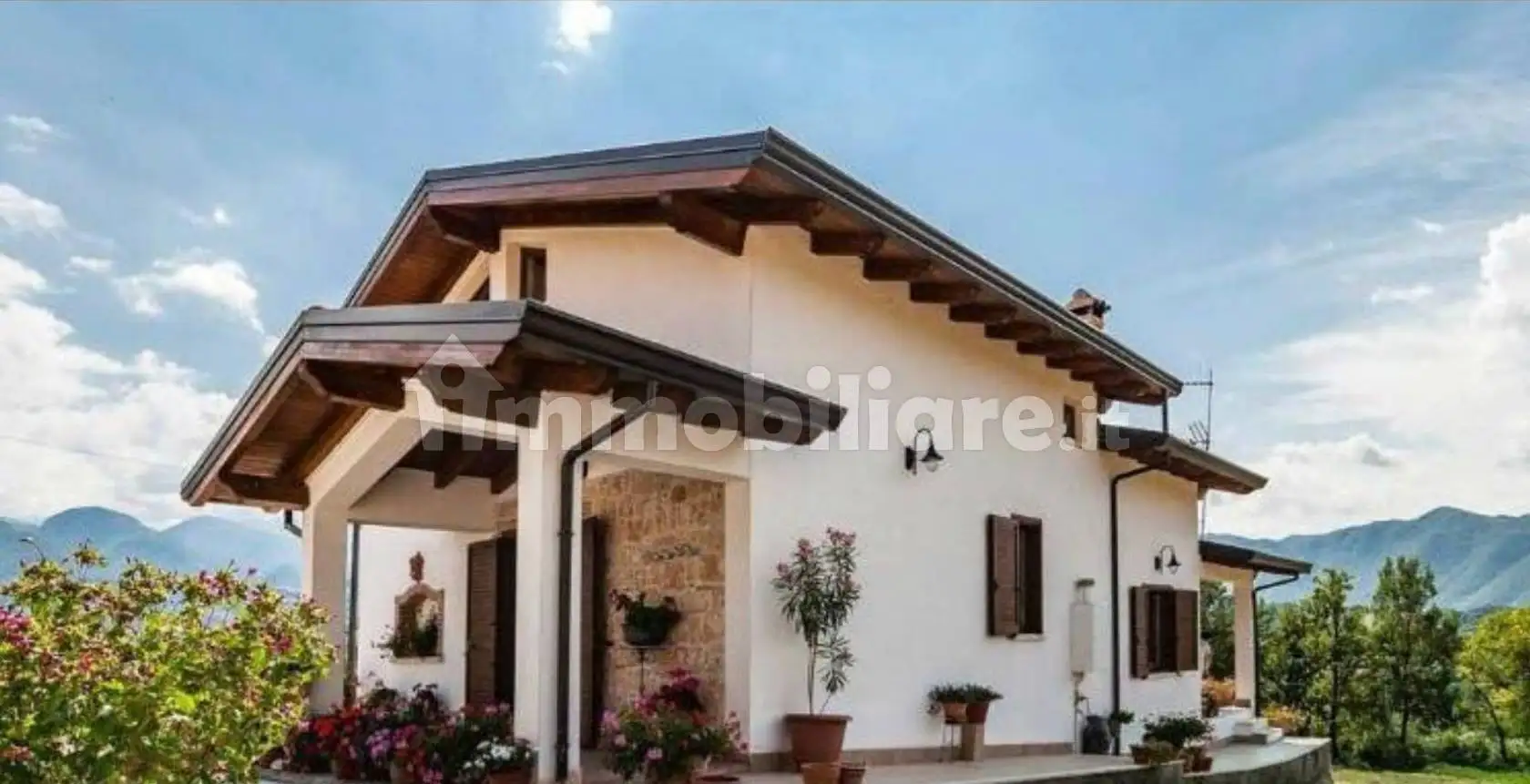 Villa in vendita a Gallinaro