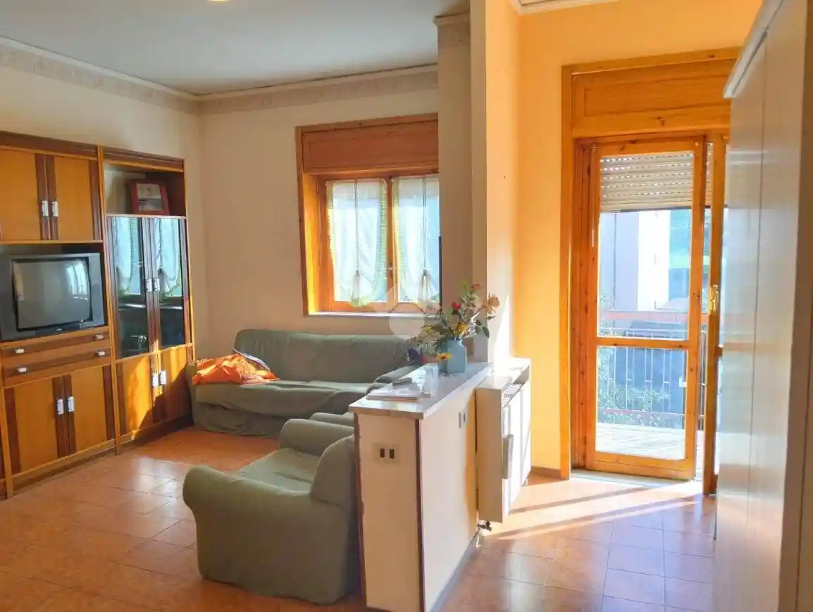 Bilocale via parco castagno 4, A. Annarumma, A. Gasperi, F. Tedesco, Avellino - foto 3