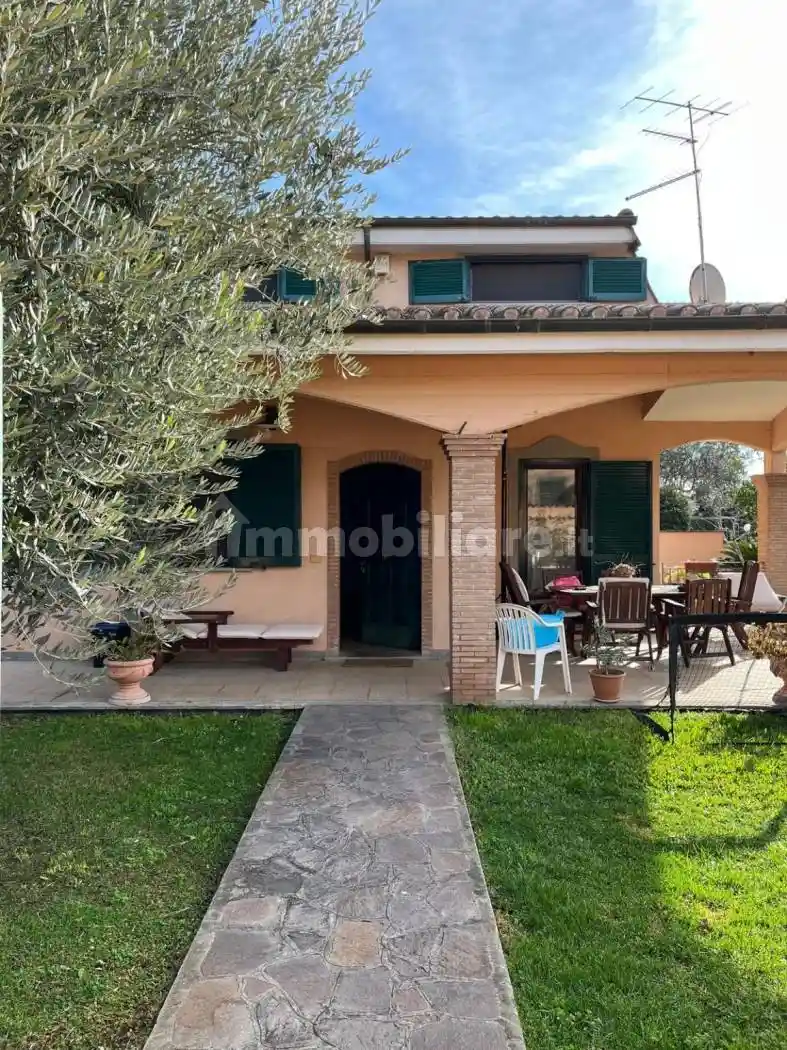 Villa unifamiliare via Afrodite, Colli di Enea - Sedici Pini, Pomezia - foto 3